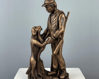 Jäger und Hundeskulptur, 29 cm- 11,4 in, Büste Statue, treuer Begleiter