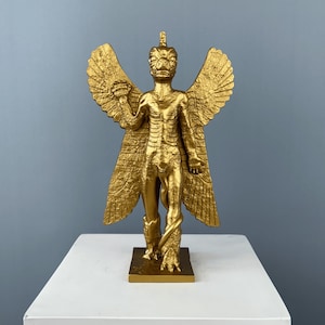 Pazuzu Statue, 30 cm - 12 in, Sumerian Bust Sculpture, Exorcist, Home Decor Gold