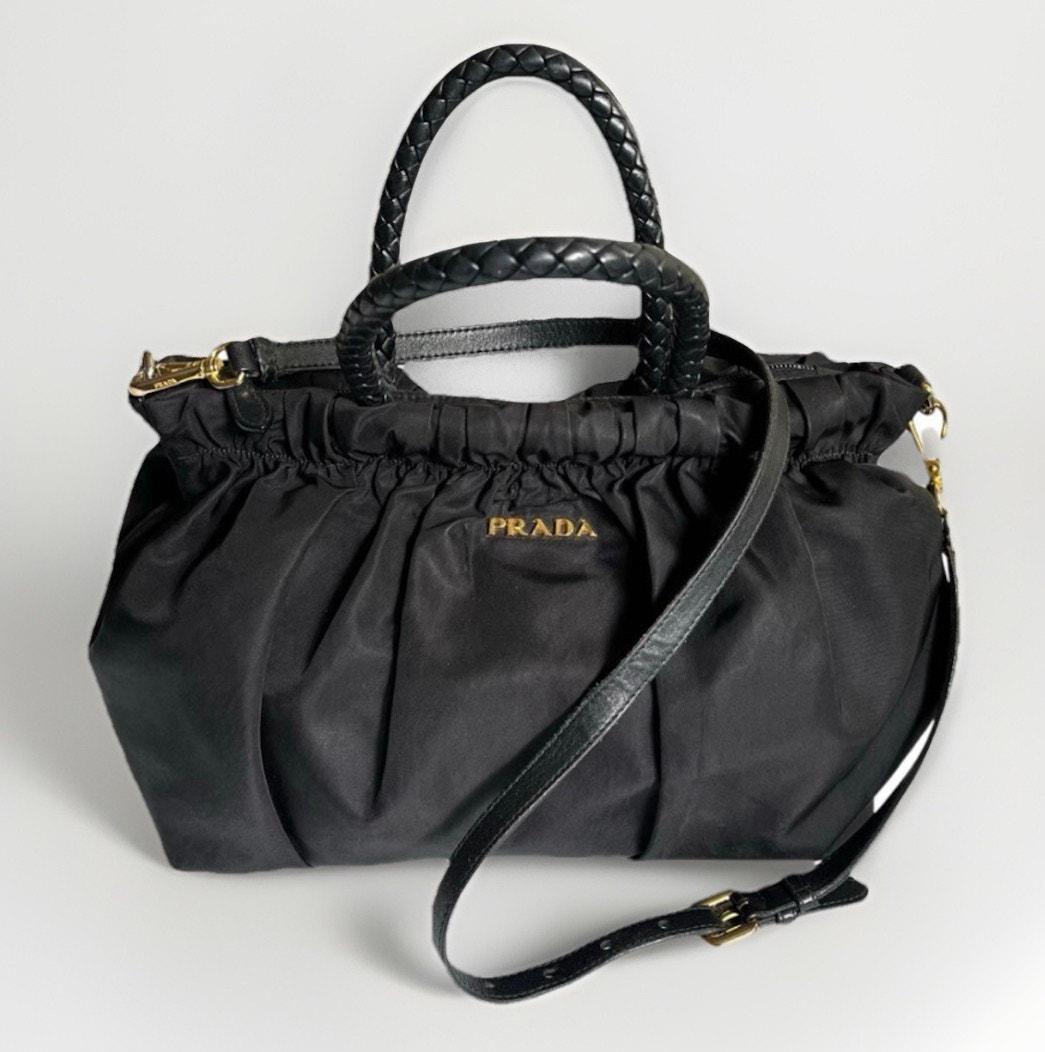 Prada Gaufre Bag - Singapore ✨美品✨ PRADA DRESSY GAUFRE 羊革 