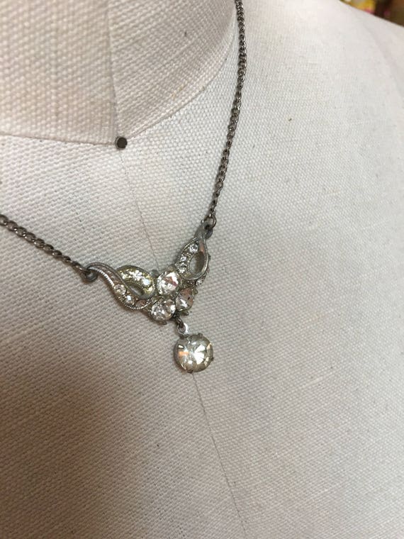 v vintage silvertone rhinestone crystal necklace - image 10