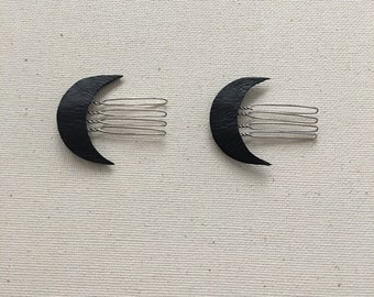 I Black Crescent Moon Mini Hair Combs.