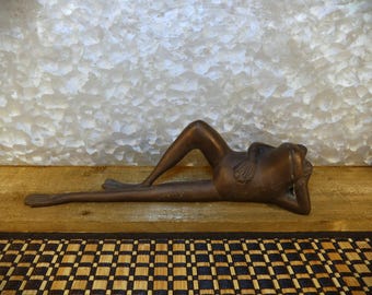 Sassy Brass Semi-Solid Garden Frog Figure with Highly Aged Natural Patina Finish