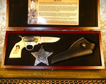 Billy The Kid Wild West Outlaw Gun-Knife Collector's Kit with Wooden Box, Sheath, and Metal Sheriff Badge