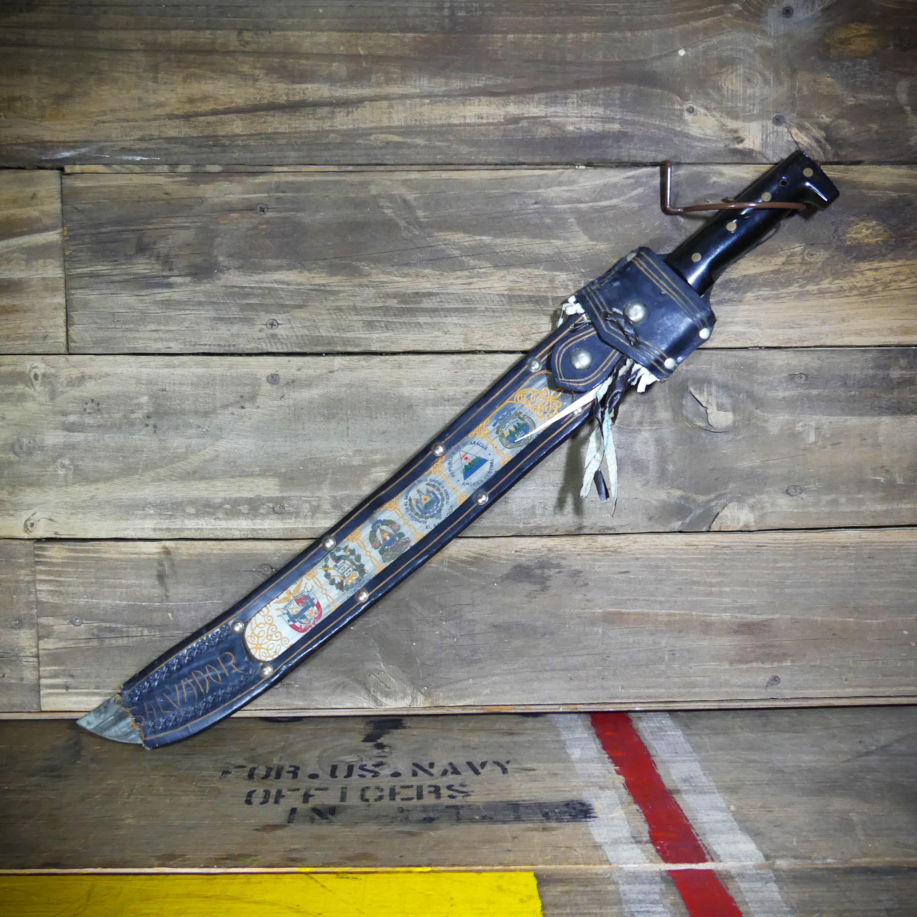 Corona Vintage No. 152 Machete Embossed With South American Motif