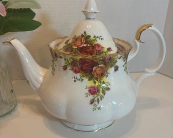Royal Albert Old Country Roses Dishes: Made in England, Tea Pot and Coffee Pot, Sold Separately