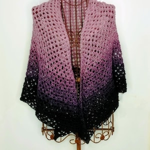triangular scarf, neckerchief, shawl, wrap