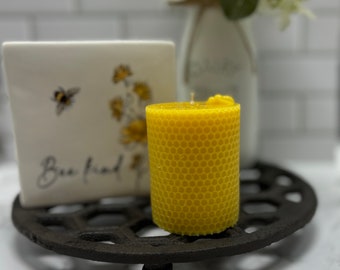 100% Pure Beeswax Candle With Honeycomb Pattern and Small bee | Small Pillar Beeswax Candle | Candle | Hemp Wick | All Natural | Honeybees