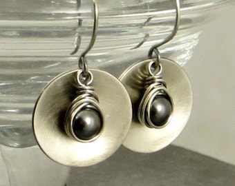 Silver Disc Earrings, Gray Pearl Earrings, Sterling Silver Earrings, Eco Friendly Jewelry, Gifts for Her Gift