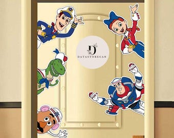 All characters Toy Story Disney Cruise Line magnet, Woody Buzz Lightyear Jessie Hamm Slinky Cruise trip magnet, Family cruise door magnet