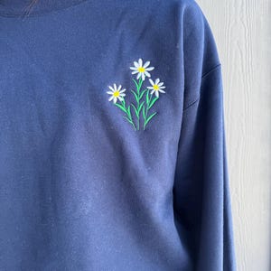 Simple Flower Crewneck