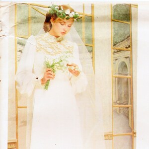 1924 Vogue Bridal Gown Sewing Pattern: Misses Size 10, Bust 32.5&quot;