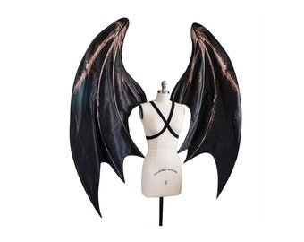 Giant Demon or Bat Costume Wings for Cosplay and for Halloween, Black and Brown, Posable