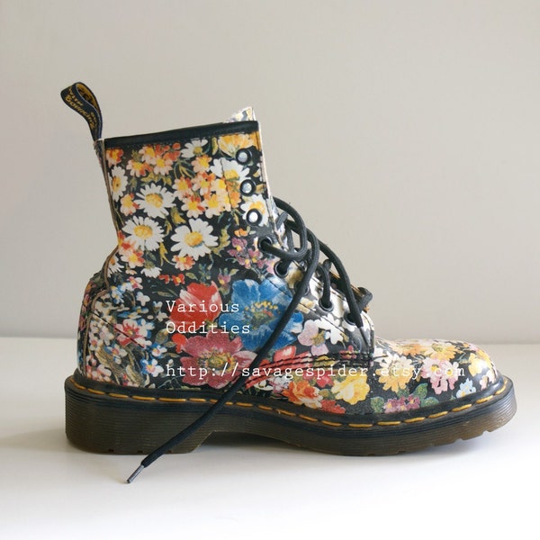 Vintage Floral Dr Doc Martens - UK 4 / USA 6 or 6.5