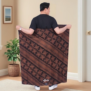 Sarong Batik Parang Kawung Traditional Indonesian Handcrafted Men's Sarong Javanese Cultural Cloth Prayer Wrap