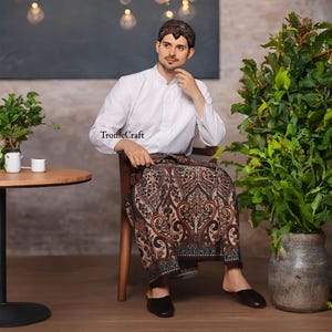 Sarung Motif Tresno Latest Classic Batik Sarong for Men Affordable Cotton Batik,Batik Sarong,Traditional Batik,Handmade Sarong
