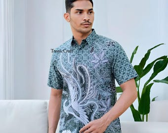 Laskala Green Short Shirt Slim Fit Men's Batik Cool Elegant and Comfortable Cotton,Men Batik,Batik,Men Batik Shirt,Men's Batik Shirts
