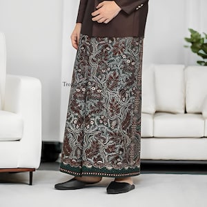 Delimo Moncer Cotton Batik Sarong Comfortable and Elegant,Batik Sarong,Traditional Batik,Handmade Sarong,Batik Wrap Skirt,Beach Cover Up