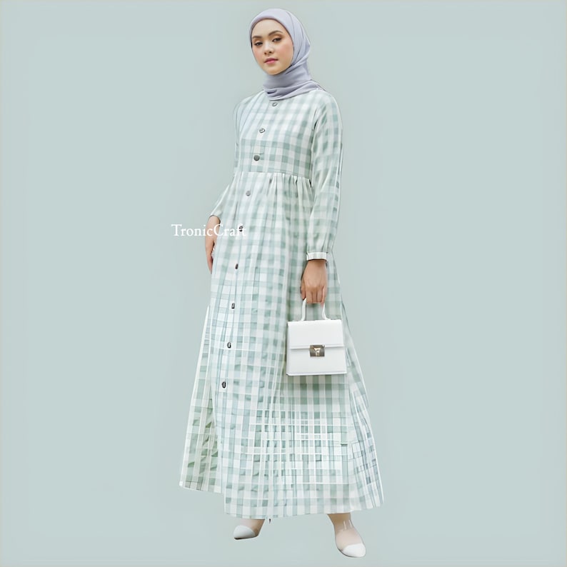 Khari's Dress main image 1