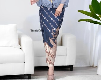 Unique Batik Convertible Skirt Perfect for Flight Attendants,Batik Pattern Skirt,Wrap Skirt,Batik Skirt,Ethnic Batik,Bali Beach Skirt