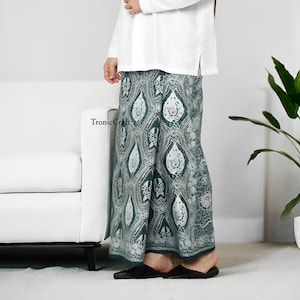 Two Color T Reborn Batik Sarong Elegant and Comfortable,Batik Sarong,Traditional Batik,Handmade Sarong,Batik Wrap Skirt,Beach Cover Up