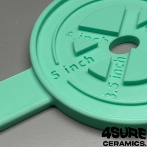 Strumento multiuso per sistema di mazze in ceramica