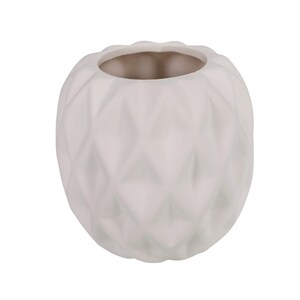 Può includere: Vaso in ceramica bianca con un design testurizzato e geometrico. Il vaso ha una forma rotonda e un'ampia apertura.
