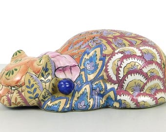 Vintage Chinese Hand Painted Ceramic Chinoiserie Style Sleeping Cat Figure