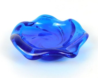 Vintage Fenton Mid-Century Colonial Blue Swirl Solid Glass Ashtray/Candy Dish Catchall