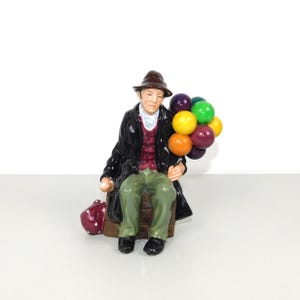 Royal Doulton &quot;The Balloon Man&quot; Balloon Figure/Figurine - HN 1954 - Made in England