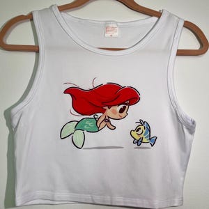 Die kleine Meerjungfrau Ariel und Flunder Disney Tank Top. Größe Medium. Dehnbar.
