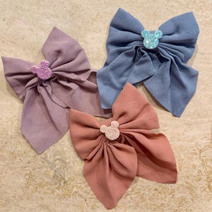 Mickey / Minnie Mouse inspired Hair Bows / Barrette. Set of 3. 4.5x5.5” . Disney hair clips. lightweight.