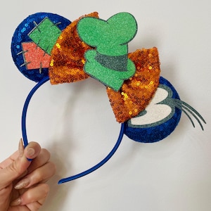 GOOFY inspired Mickey / Minnie Mouse ears.