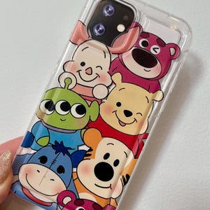 Custodia per iPhone 12 Pro ispirata a Winnie the Pooh e agli amici Disney.