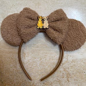 Diadema con orejas de ratón inspirada en Simba y Nala de El Rey León