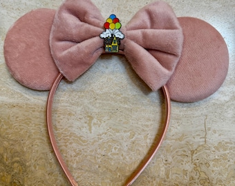 Opaska na głowę z uszami Myszki Miki i Minnie Moise inspirowana serialem UP House, Russellem i Carlem. Opaska Disney. Lekka.