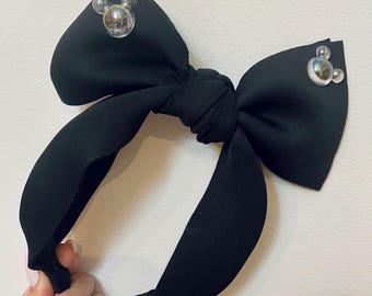 Minnie Mouse Black Bow inspiriertes Stirnband mit Verzierung. Standartgröße. leichtgewichtig.