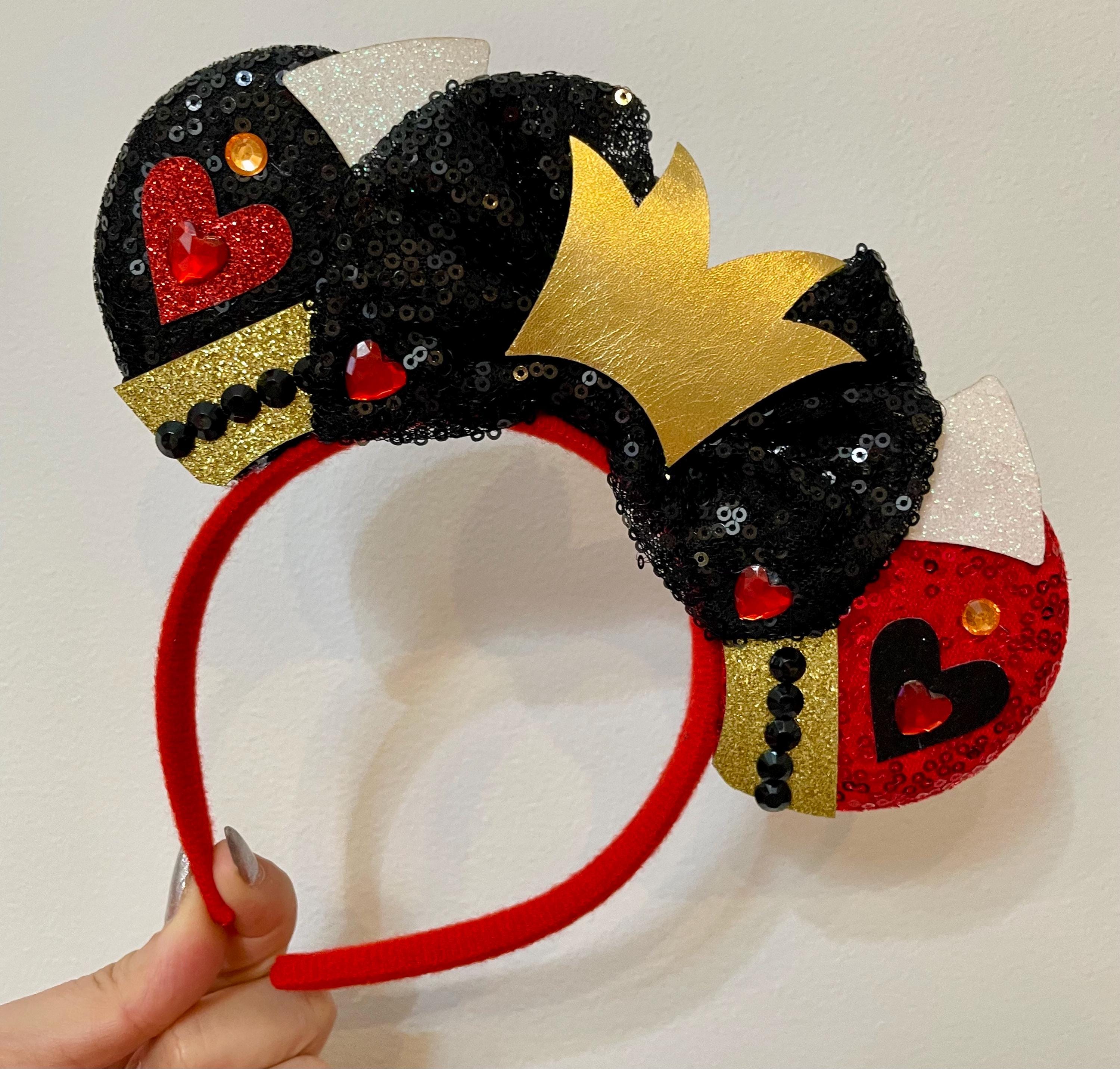 Queen of Hearts ALICE IN WONDERLAND Inspired Mickey / Minnie  display picture 1