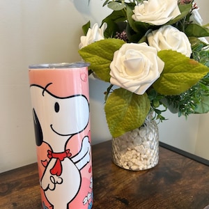 Vaso de Snoopy de 590 ml, ideal para amantes de Snoopy, vaso de perro de 590 ml con pajita, ideal como regalo, para el Día del Maestro, para amantes del anime, vaso de perro con dibujos animados.