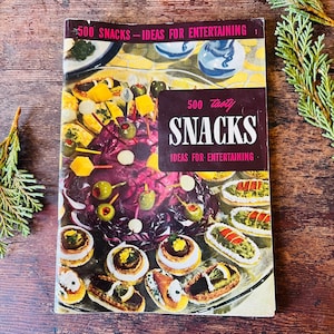 Ruth Berolzheimer Culinary Arts Institute 1954  500 Tasty Snacks Vintage Cookbook Cook Booklet  ** Fantastic Recipes
