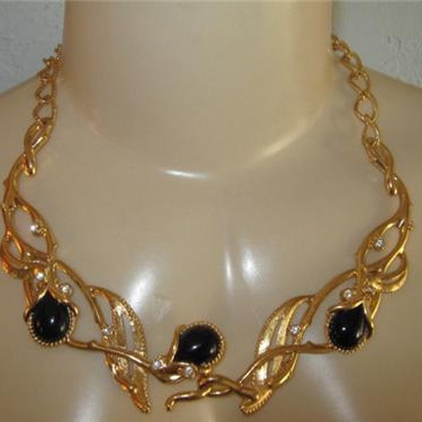 Vintage Barerra Necklace Onyx Crystals from a movie