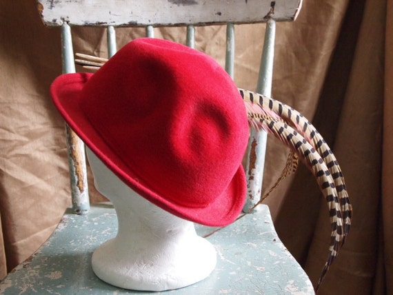 Vintage 50's FRANK OLIVE Hat Red Wool Feather - image 4