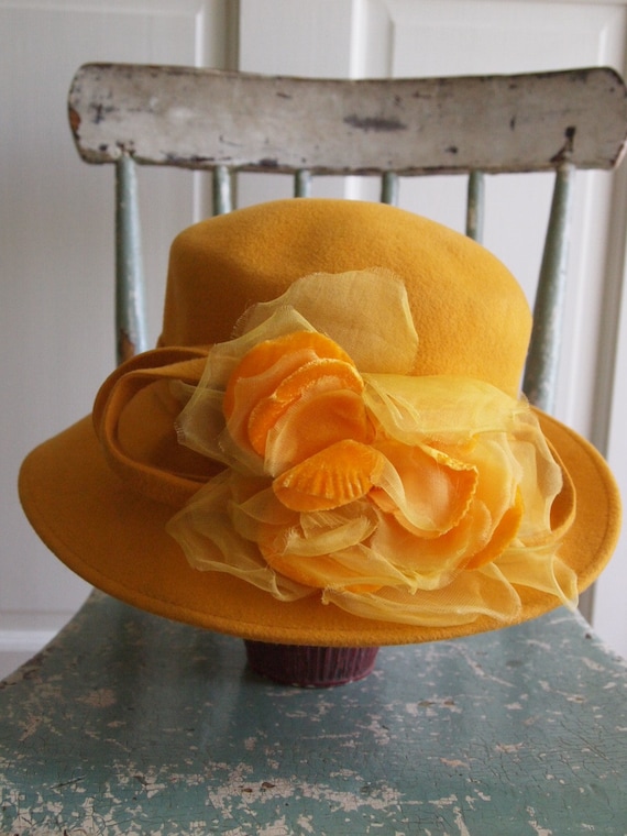 1980s Vintage yellow Hat Felt  Rabbit Hair from N… - image 1