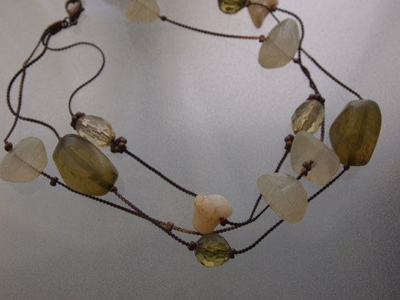 Vintage 1940’s  Quartz Glass necklace used in a m… - image 5
