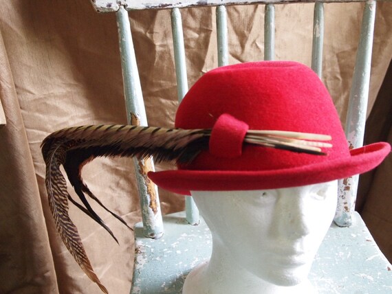Vintage 50's FRANK OLIVE Hat Red Wool Feather - image 2