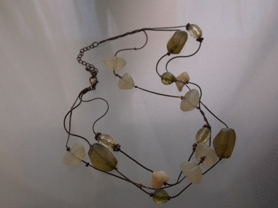 Vintage 1940’s  Quartz Glass necklace used in a m… - image 4