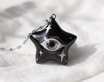 Collana fatta a mano con occhio nero e stella, stile inquietante ma carino, gioiello gotico per amanti del punk, regalo unico per la fidanzata gotica.