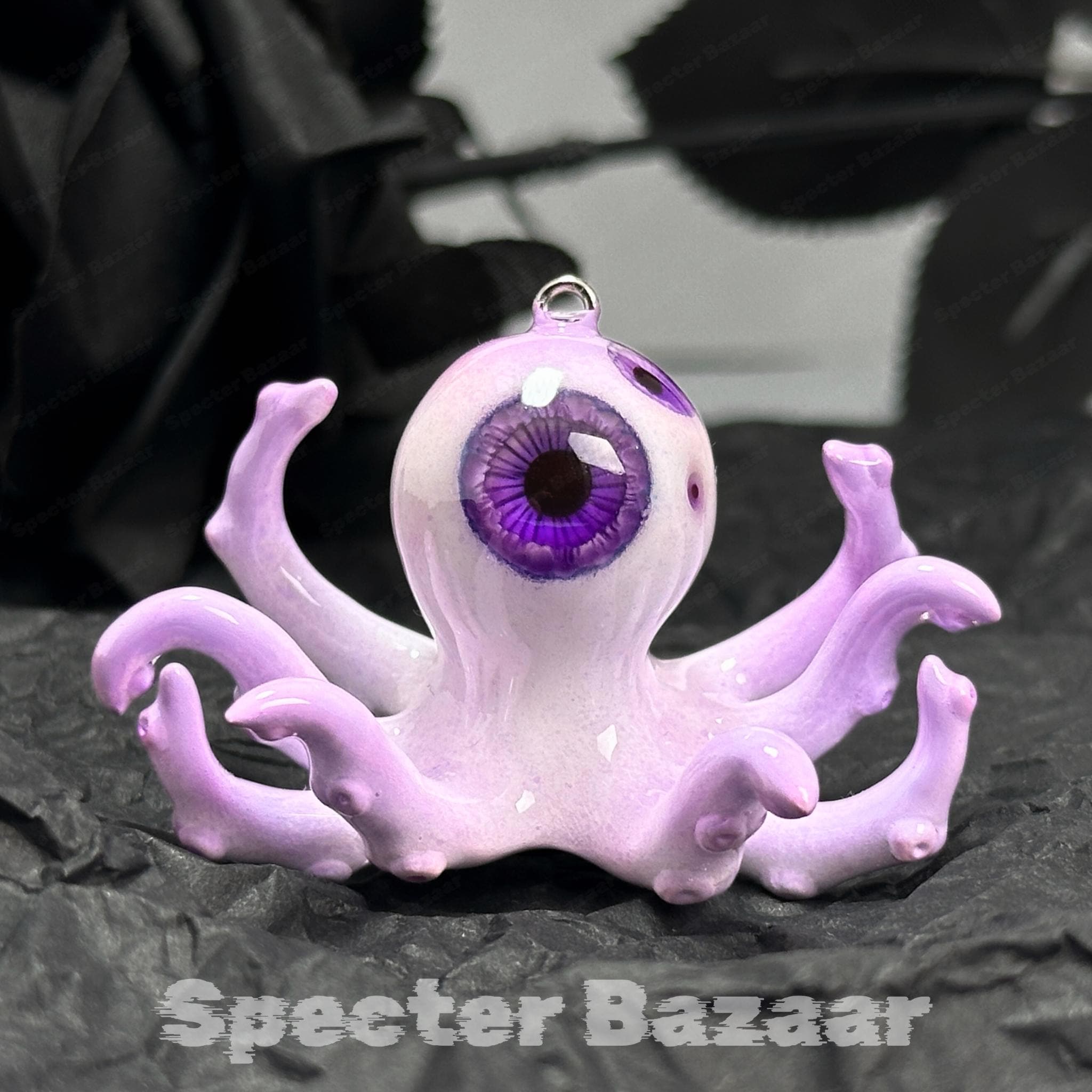 ハンドメイドの深海クトゥルフタコの紫の目ペンダント、邪眼樹脂