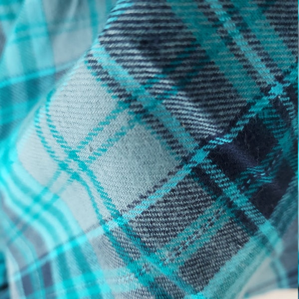 Textile Creations: Windstar Flannel Teal/Navy 060