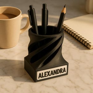 Custom Pen Holder with Name – Unique Spiral Desk Organizer – Personalized Office Gift – Visible Layer Lines – Modern Minimalist Decor