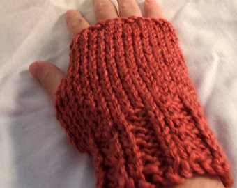 M sized Peachy Rust Red Fingerless Gloves, Fingerless Mittens, Wristlets